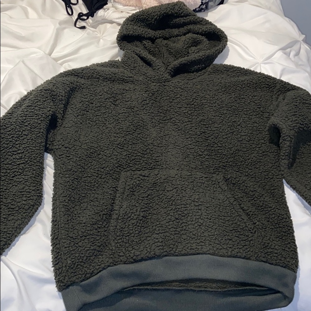 Dark Green Sherpa Swearhsirt